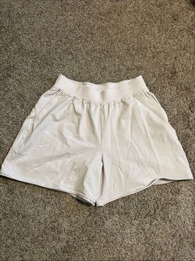 Lululemon LA French Terry High Rise Long Short size 12